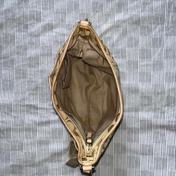 Coach shoulder/crossbody bag - Picture 5 of 7